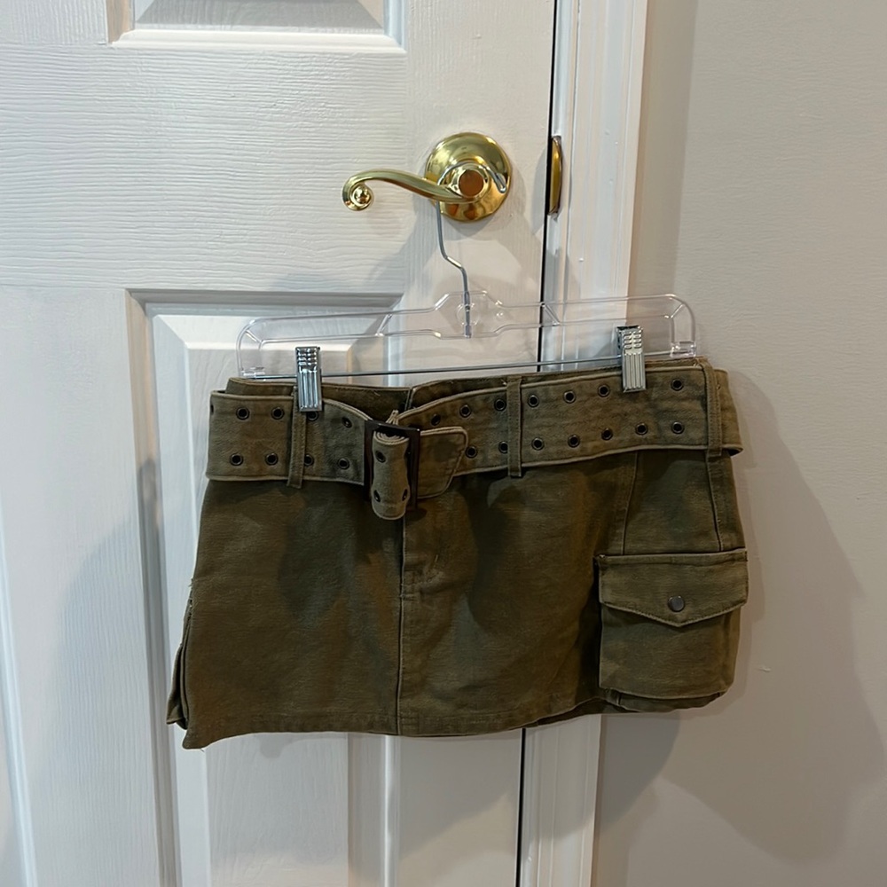 Princess polly mini cargo skirt size 6